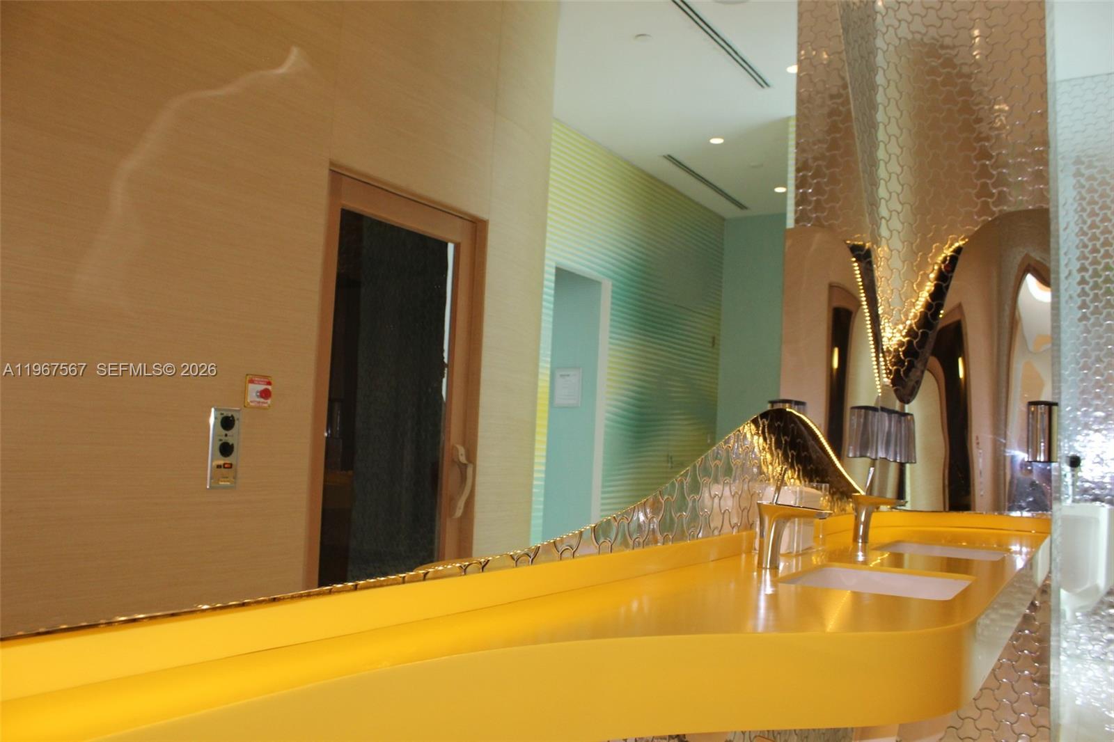 PARAISO BAYVIEWS CONDO - Residential