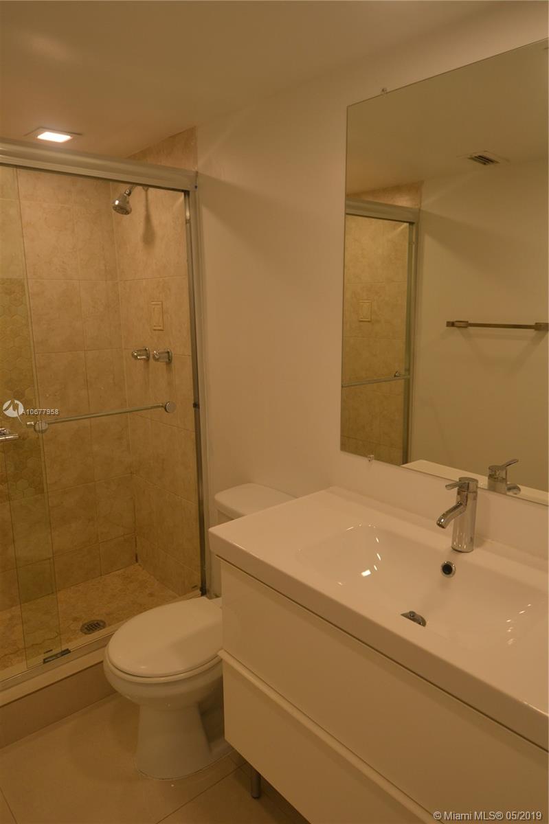 KEYSTONE TOWERS CONDO - Residential Lease