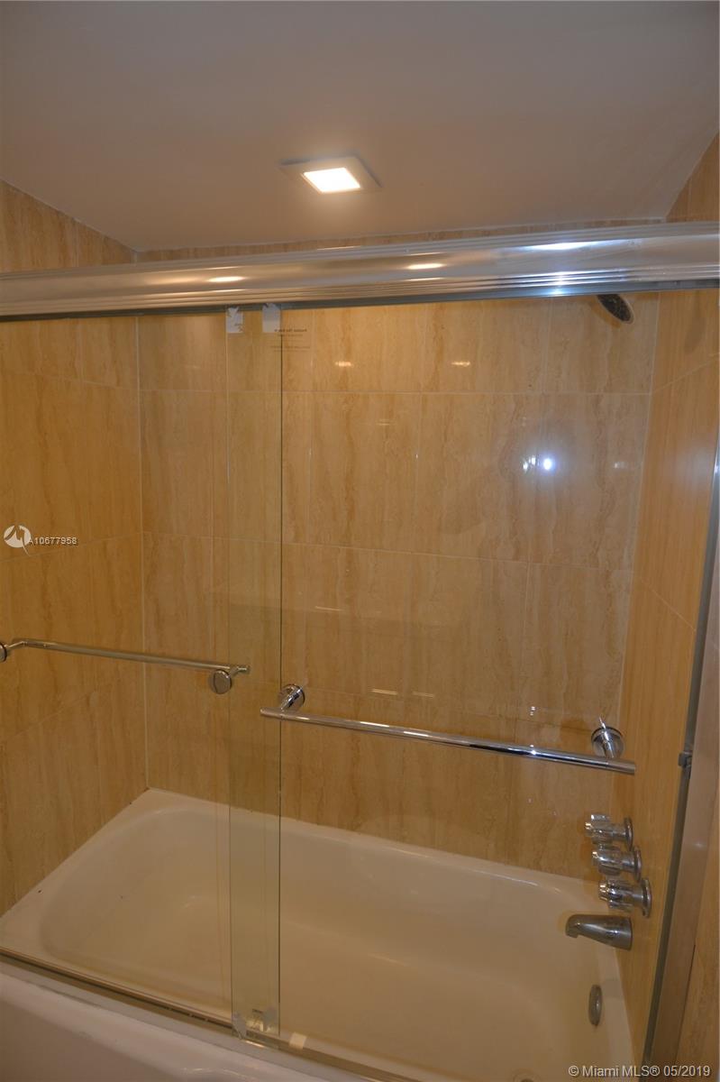 KEYSTONE TOWERS CONDO - Residential Lease