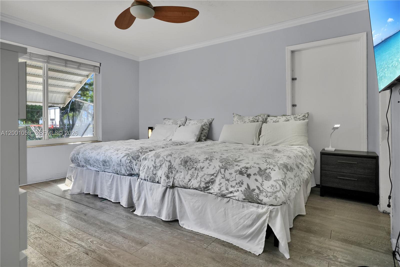 NAUTILUS EXTENSION 4TH - Residential Lease