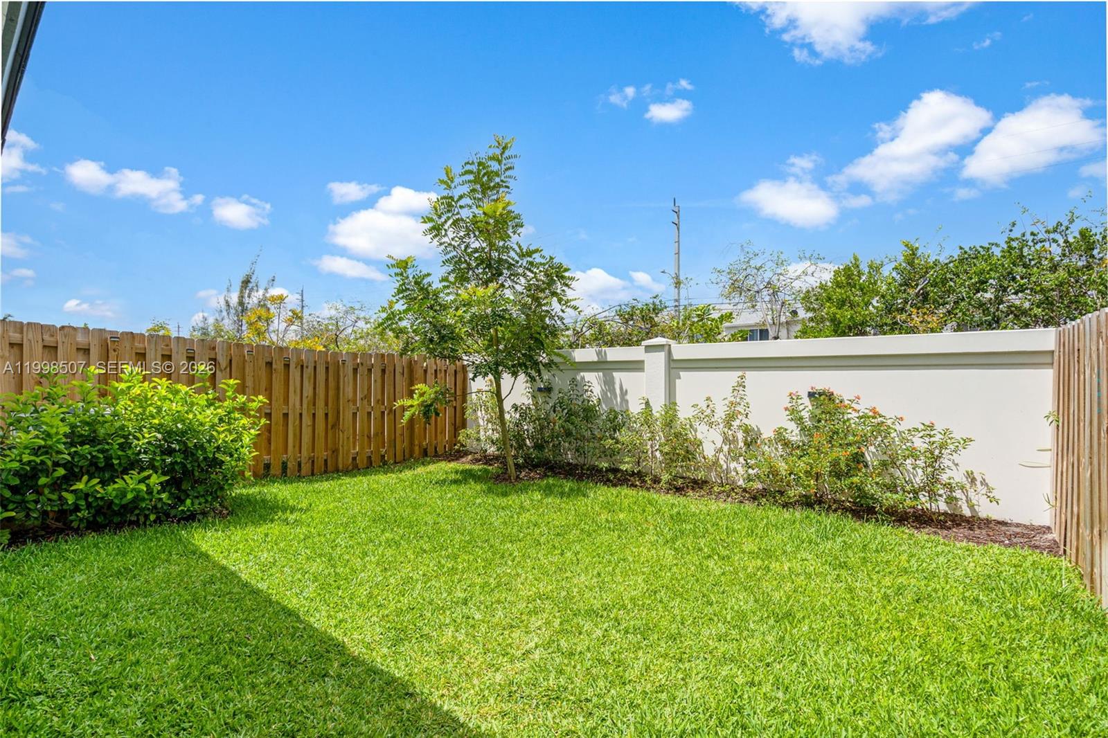 DANIA PRESERVE - Residential Lease