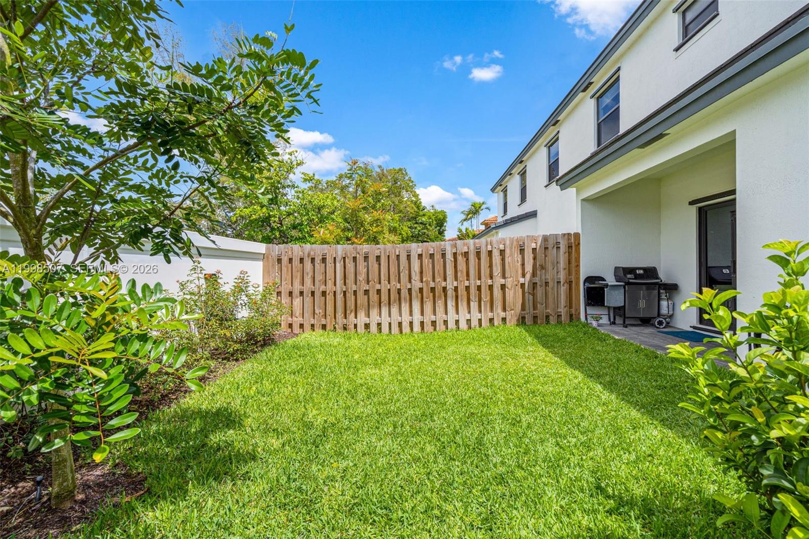 DANIA PRESERVE - Residential Lease