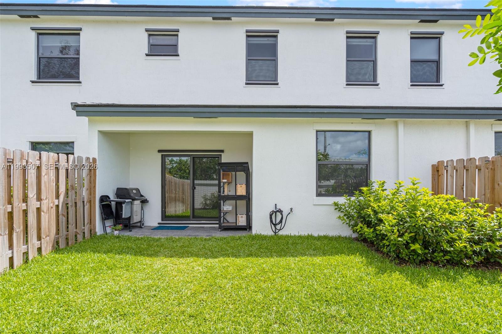 DANIA PRESERVE - Residential Lease