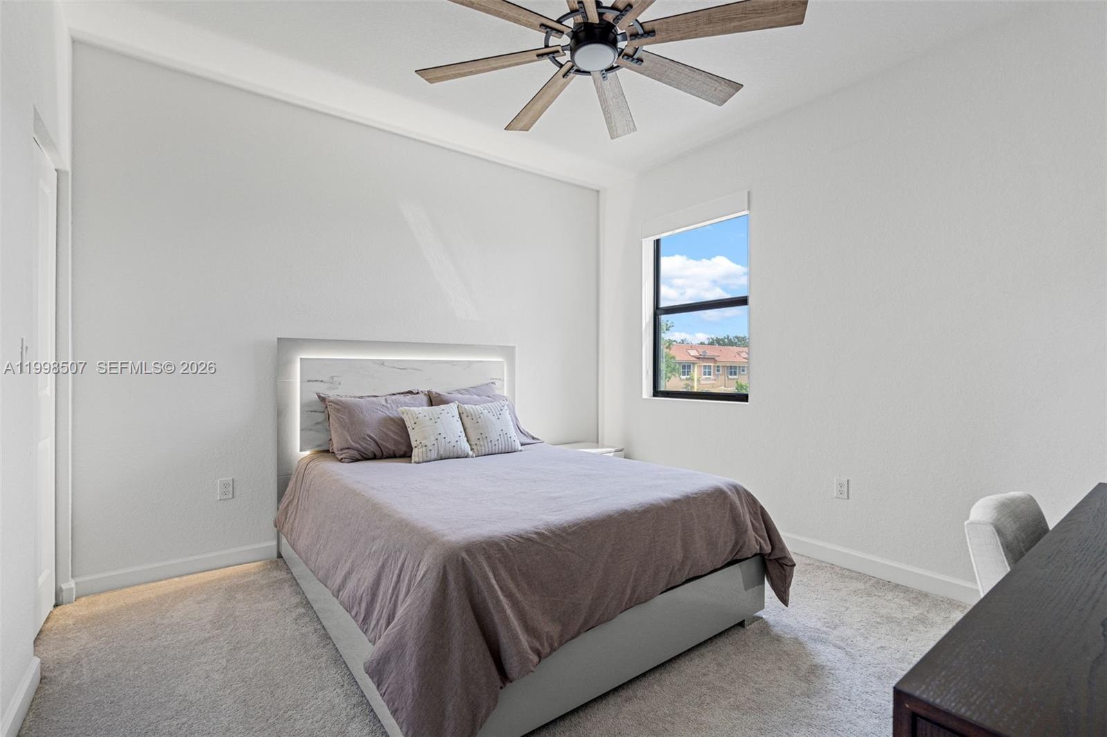 DANIA PRESERVE - Residential Lease