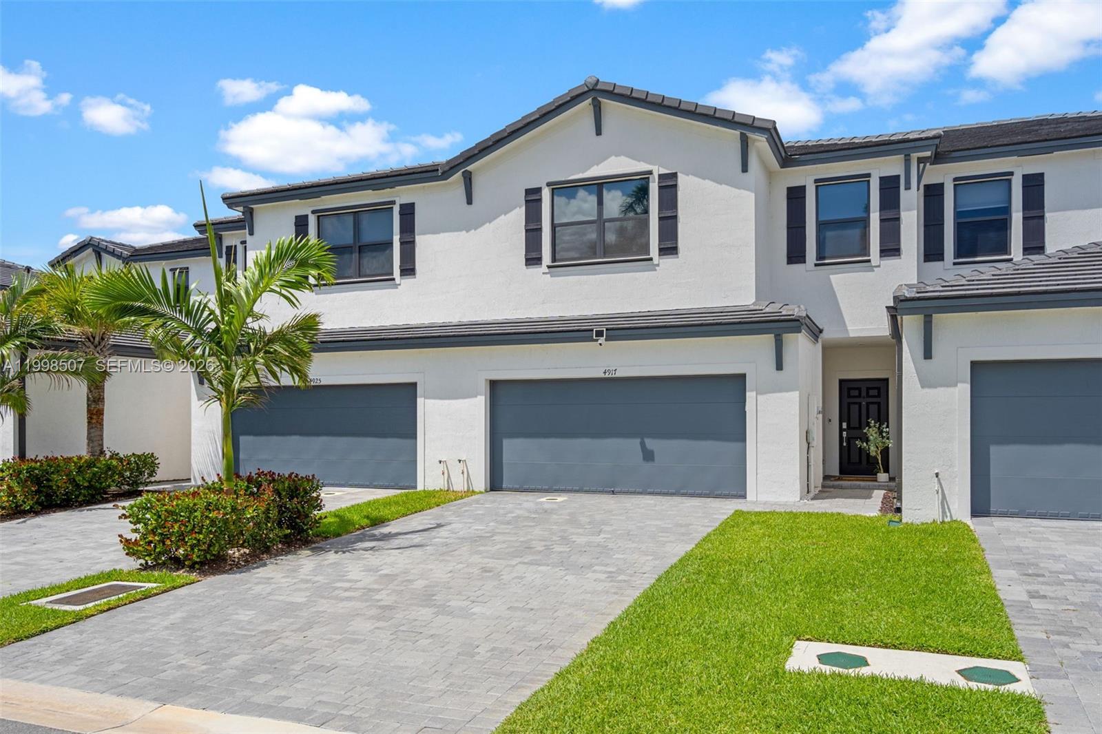 DANIA PRESERVE - Residential Lease