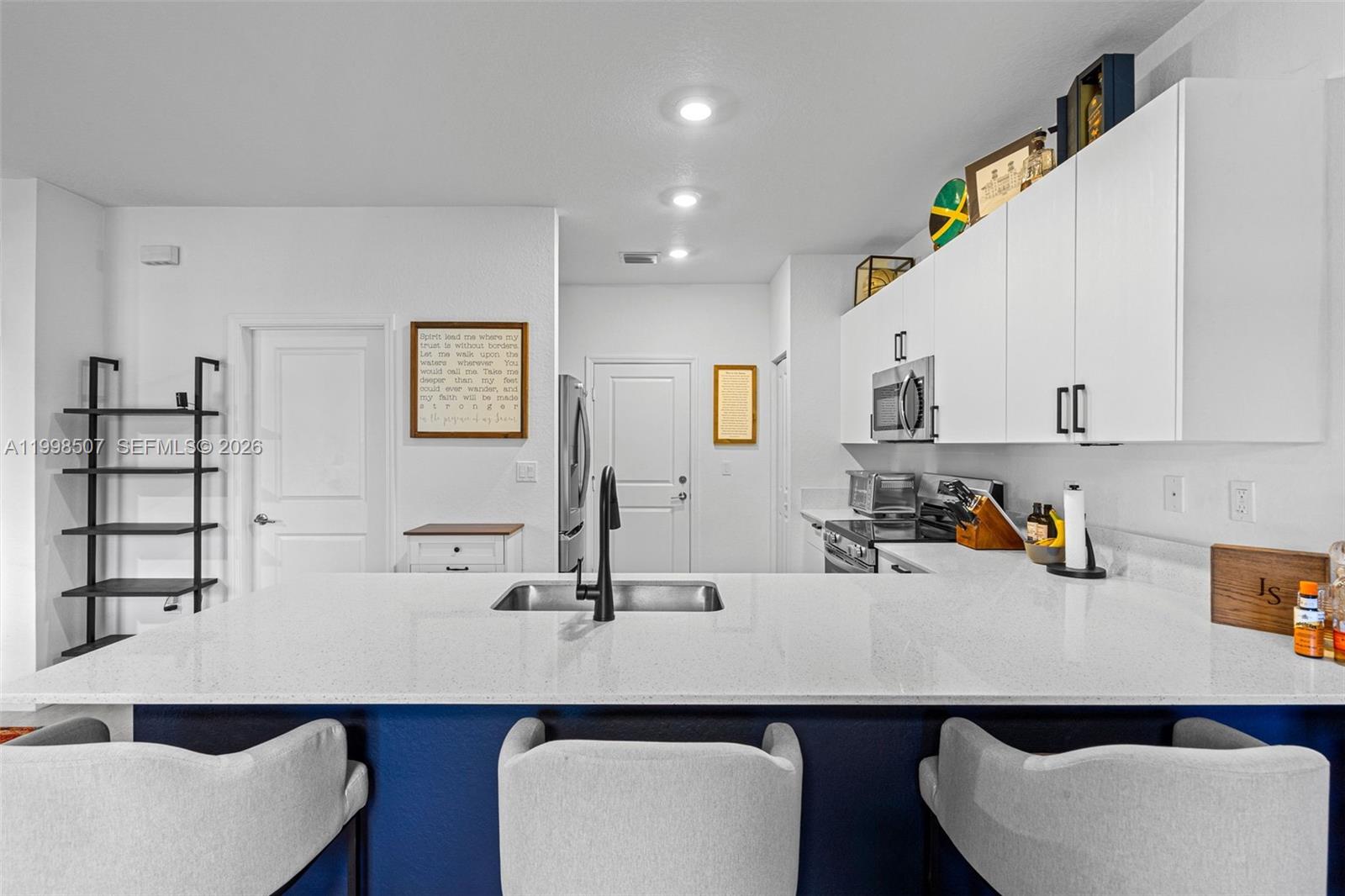 DANIA PRESERVE - Residential Lease