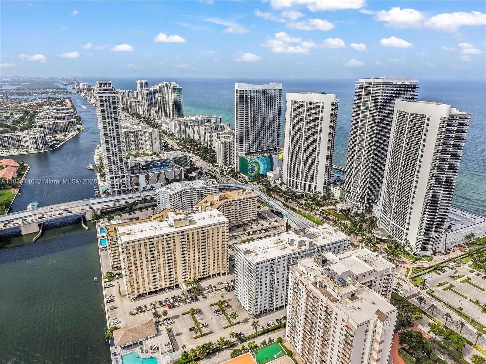 PLAZA TOWERS SOUTH CONDO - Residential