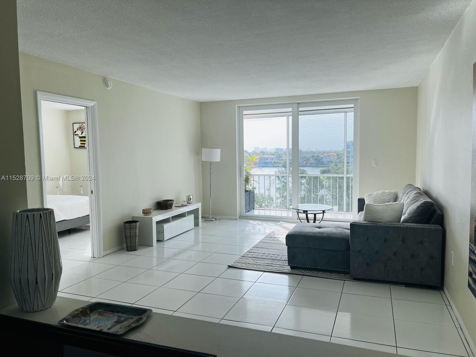 POINT EAST ONE CONDO-BLDG - Residential