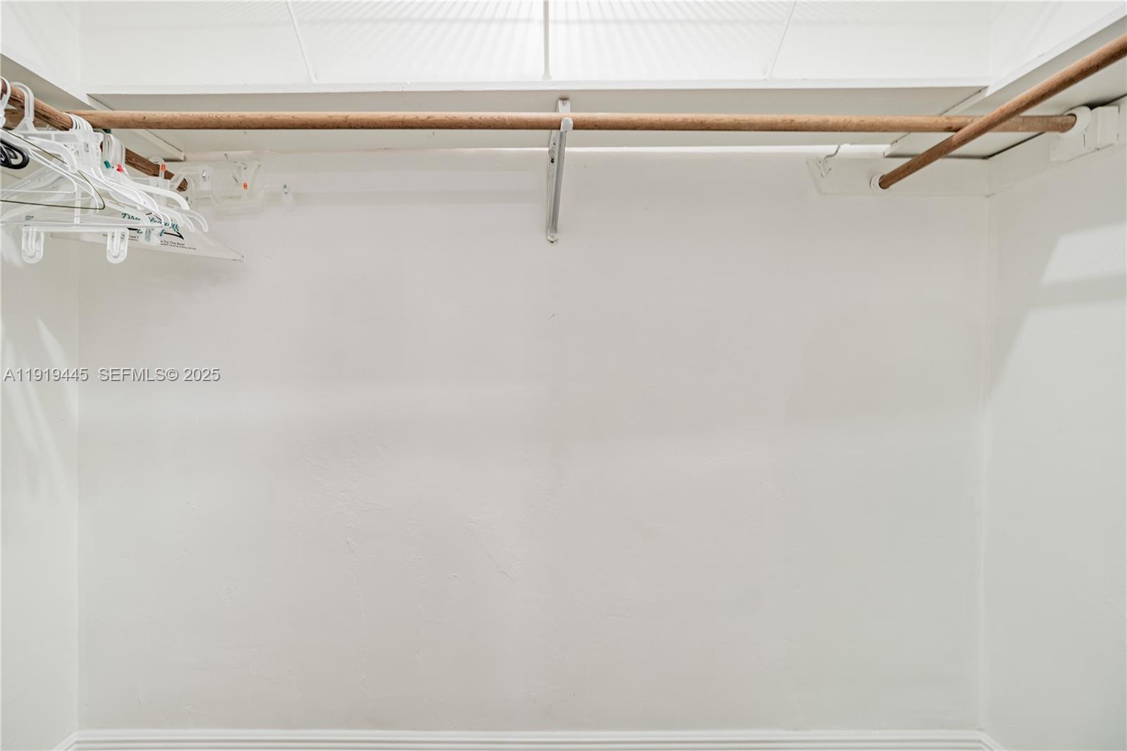 MARGATE GARDENS CONDO - Residential Lease