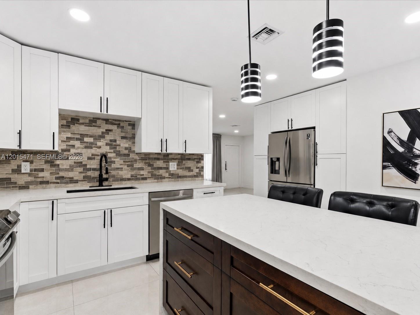 BOULEVARD ESTATES AMEN - Residential