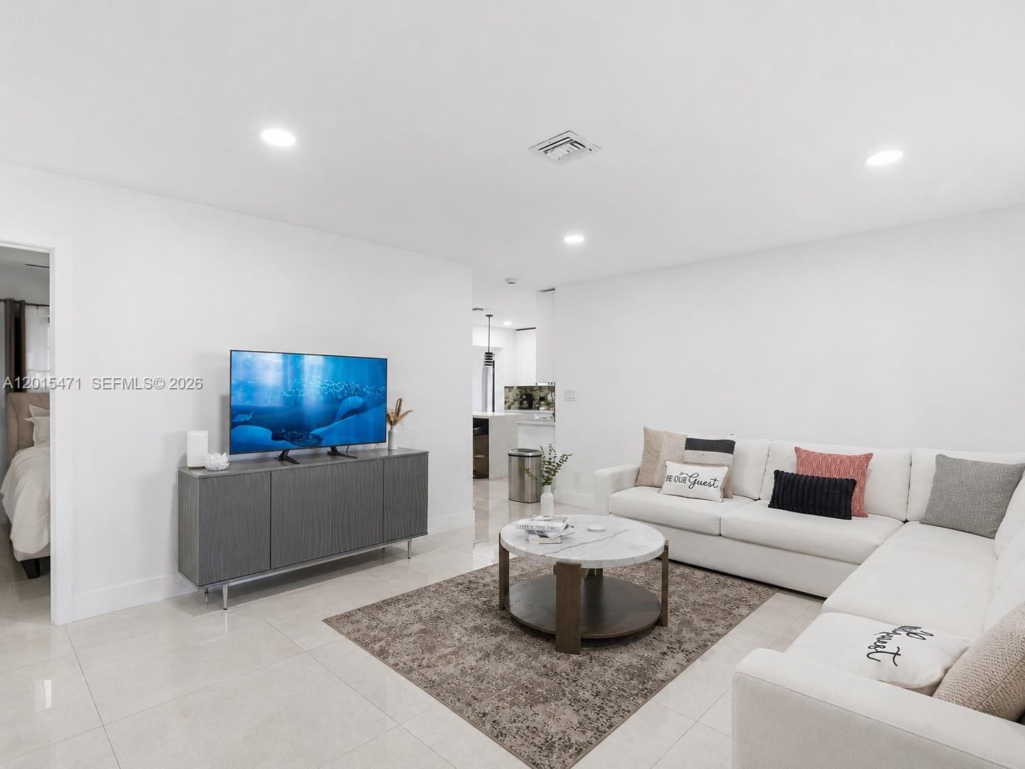 BOULEVARD ESTATES AMEN - Residential