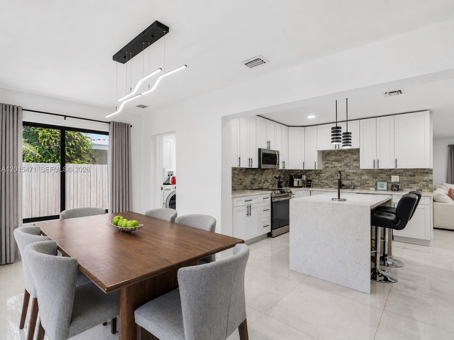 BOULEVARD ESTATES AMEN - Residential