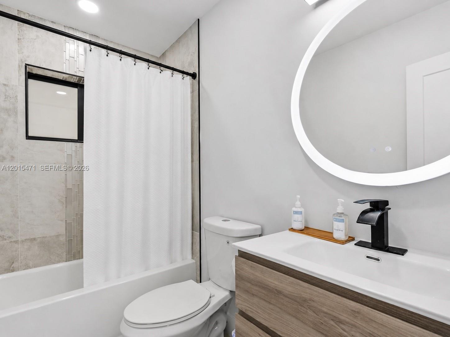BOULEVARD ESTATES AMEN - Residential