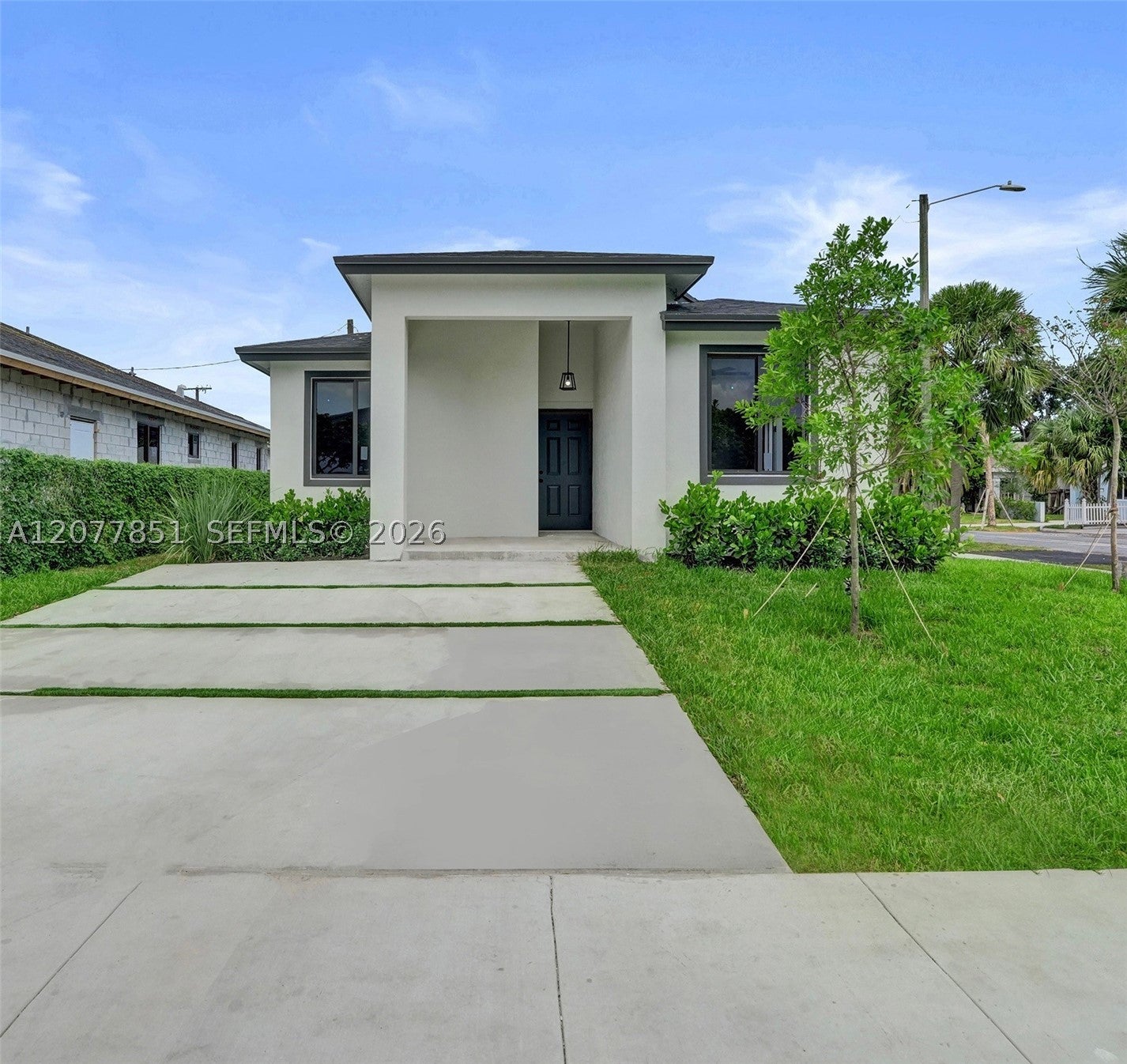 599 SW 12th Ave
