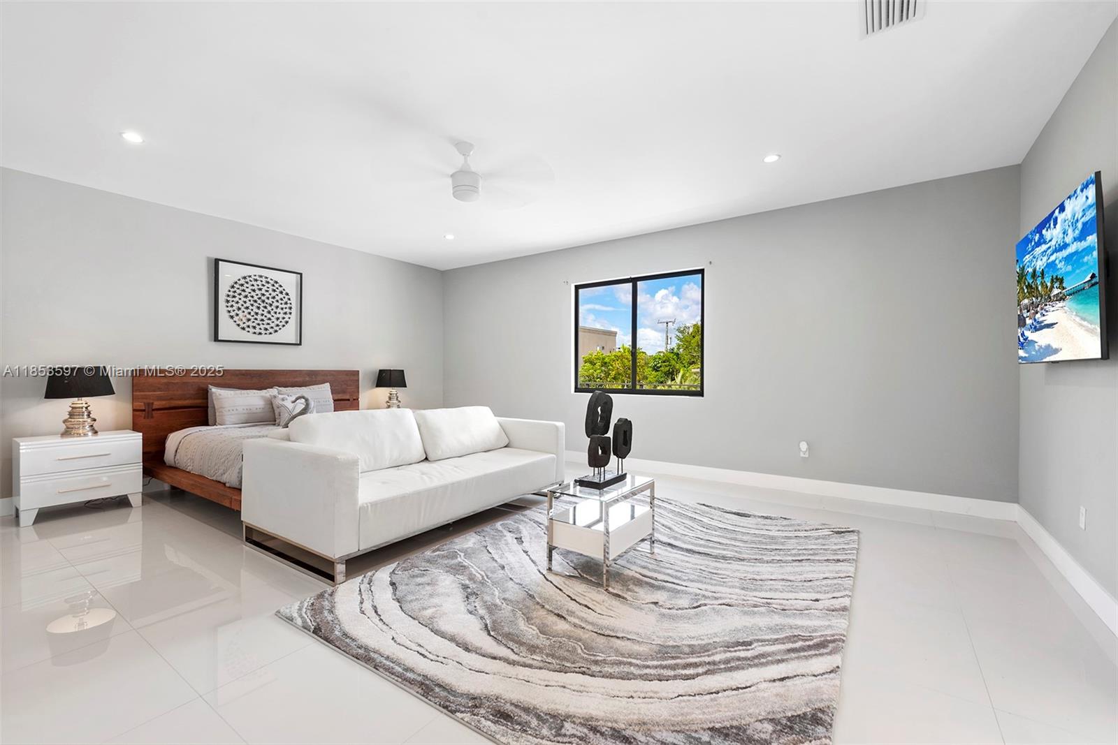 ESTONIA SUB - Residential Lease