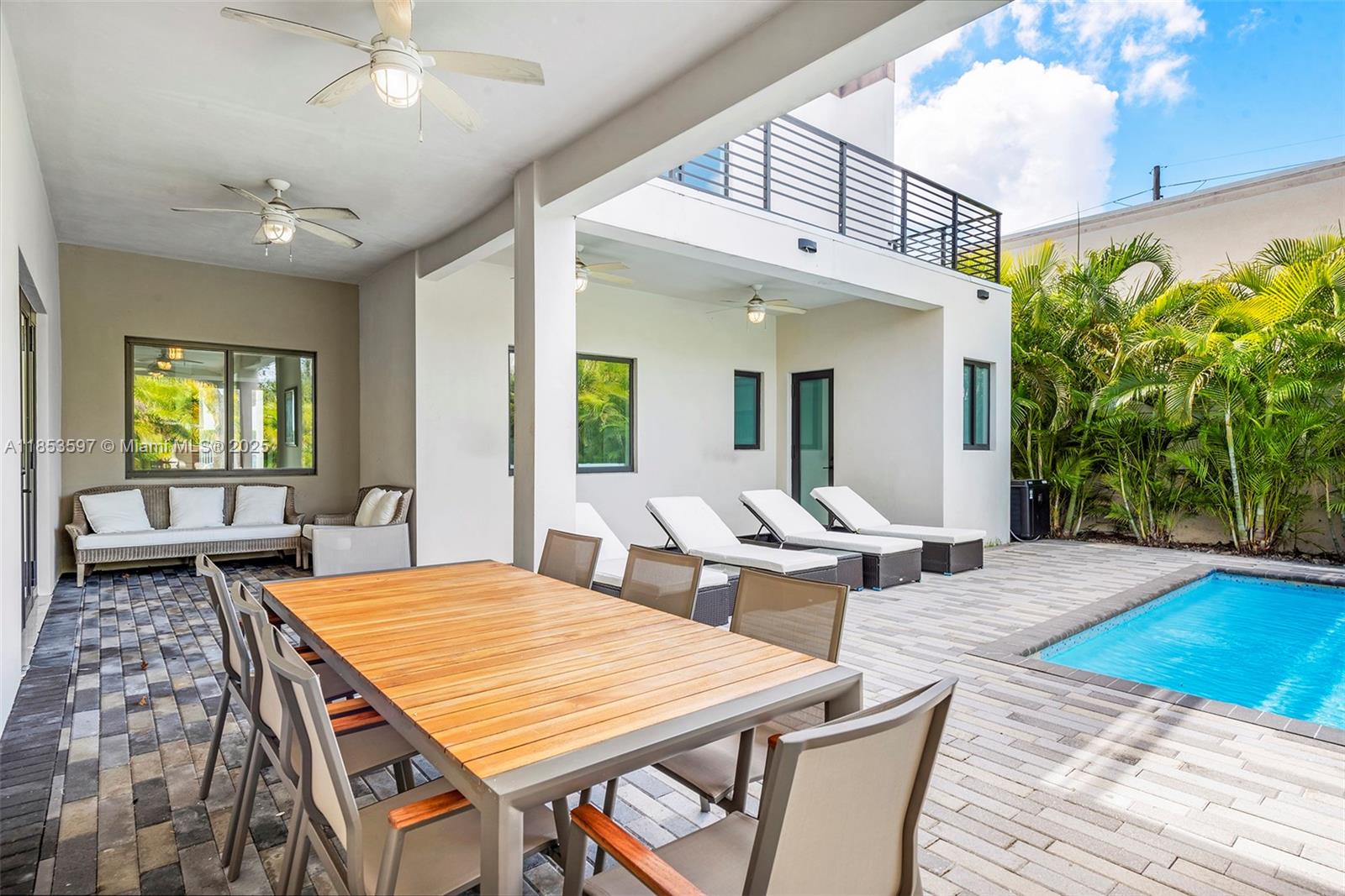 ESTONIA SUB - Residential Lease