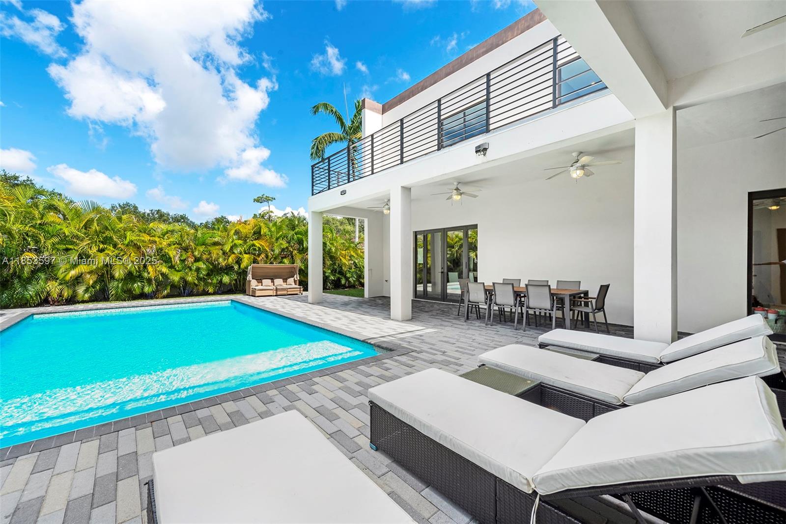 ESTONIA SUB - Residential Lease