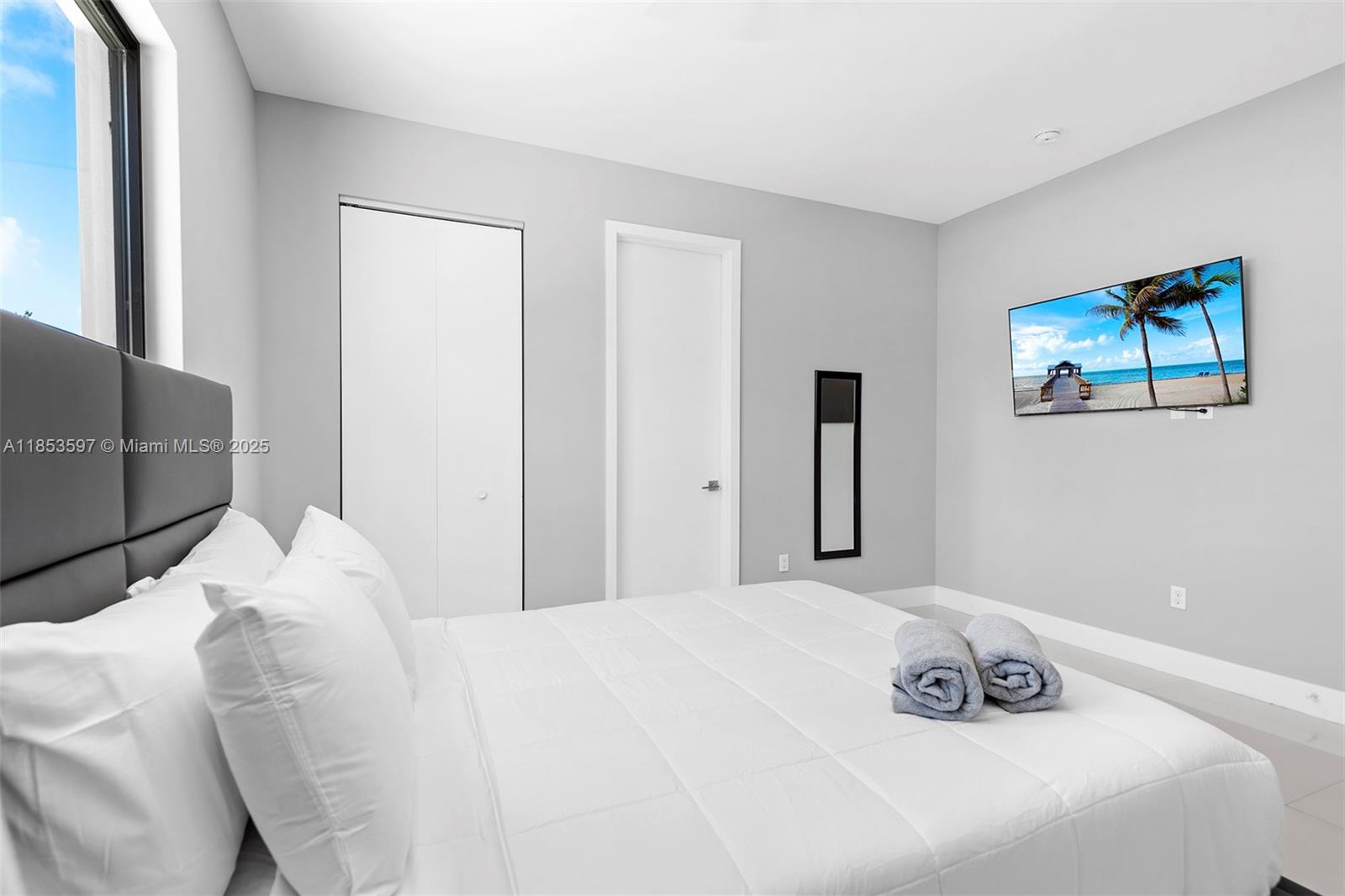 ESTONIA SUB - Residential Lease