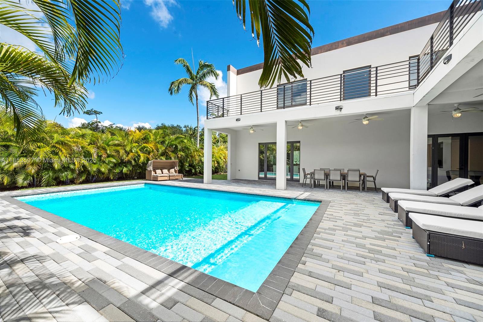 ESTONIA SUB - Residential Lease