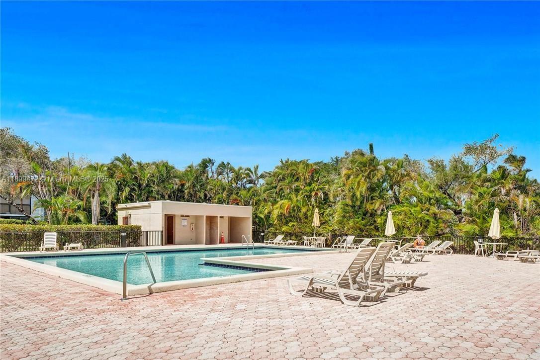 TAMARAC GARDENS CONDOMINI - Residential