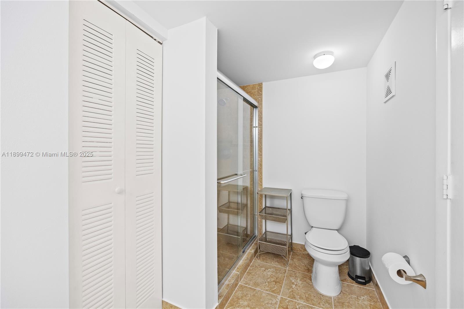 TAMARAC GARDENS CONDOMINI - Residential