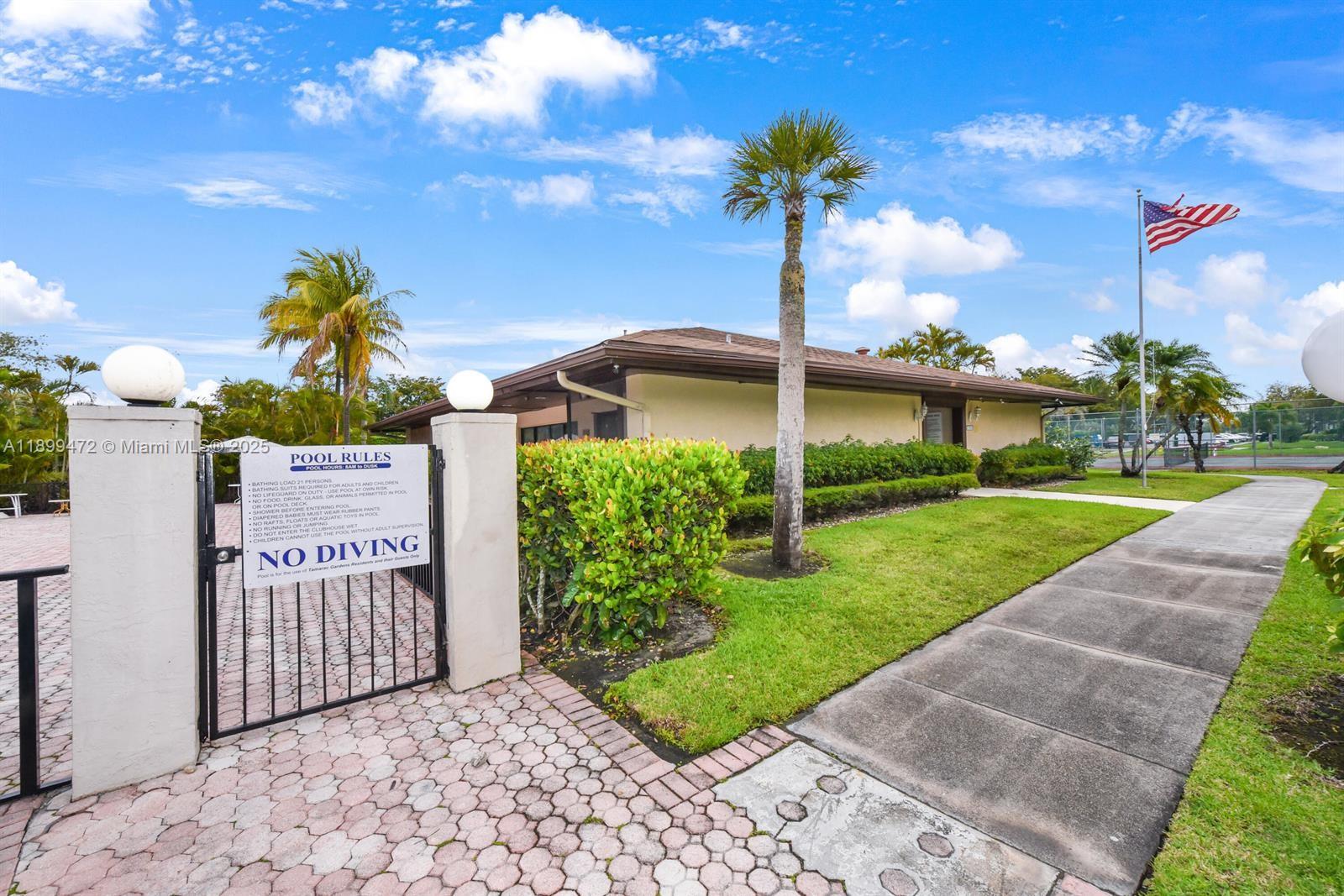 TAMARAC GARDENS CONDOMINI - Residential