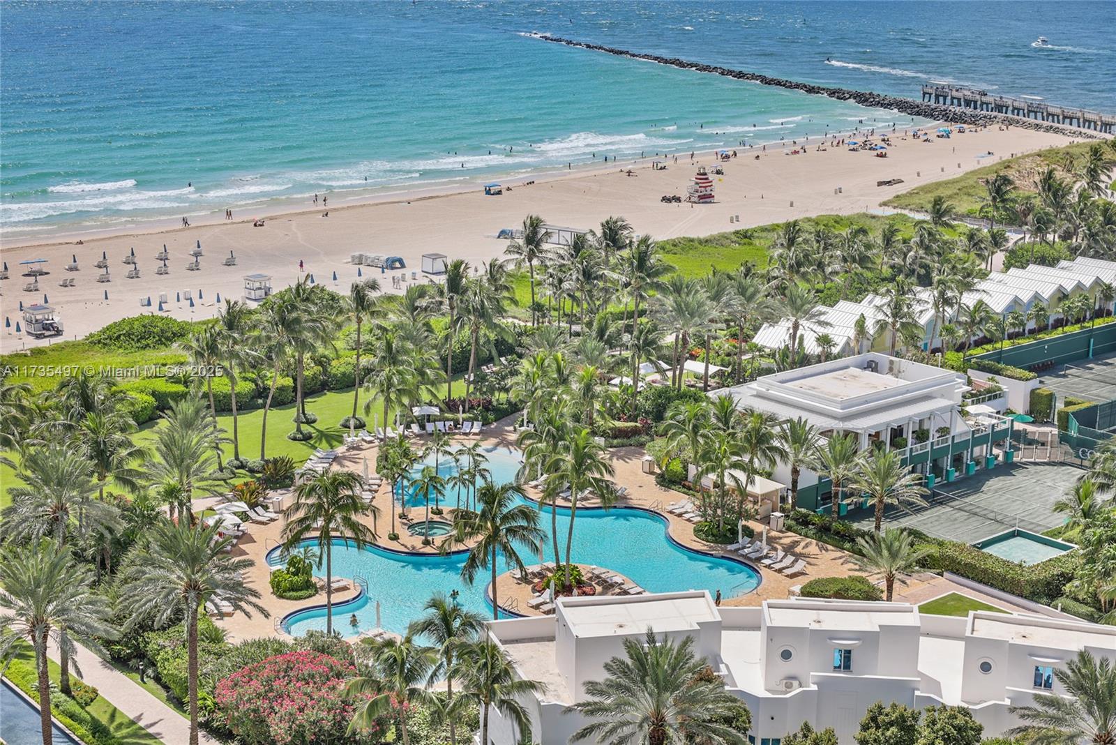 CONTINUUM ON SOUTH BEACH - Residential