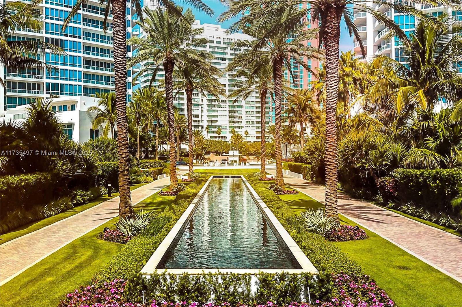 CONTINUUM ON SOUTH BEACH - Residential