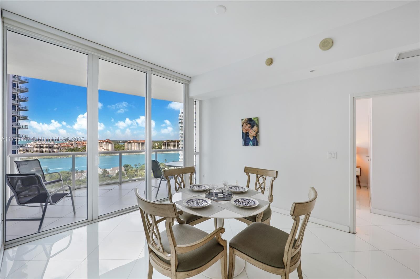50 S Pointe Dr 1704