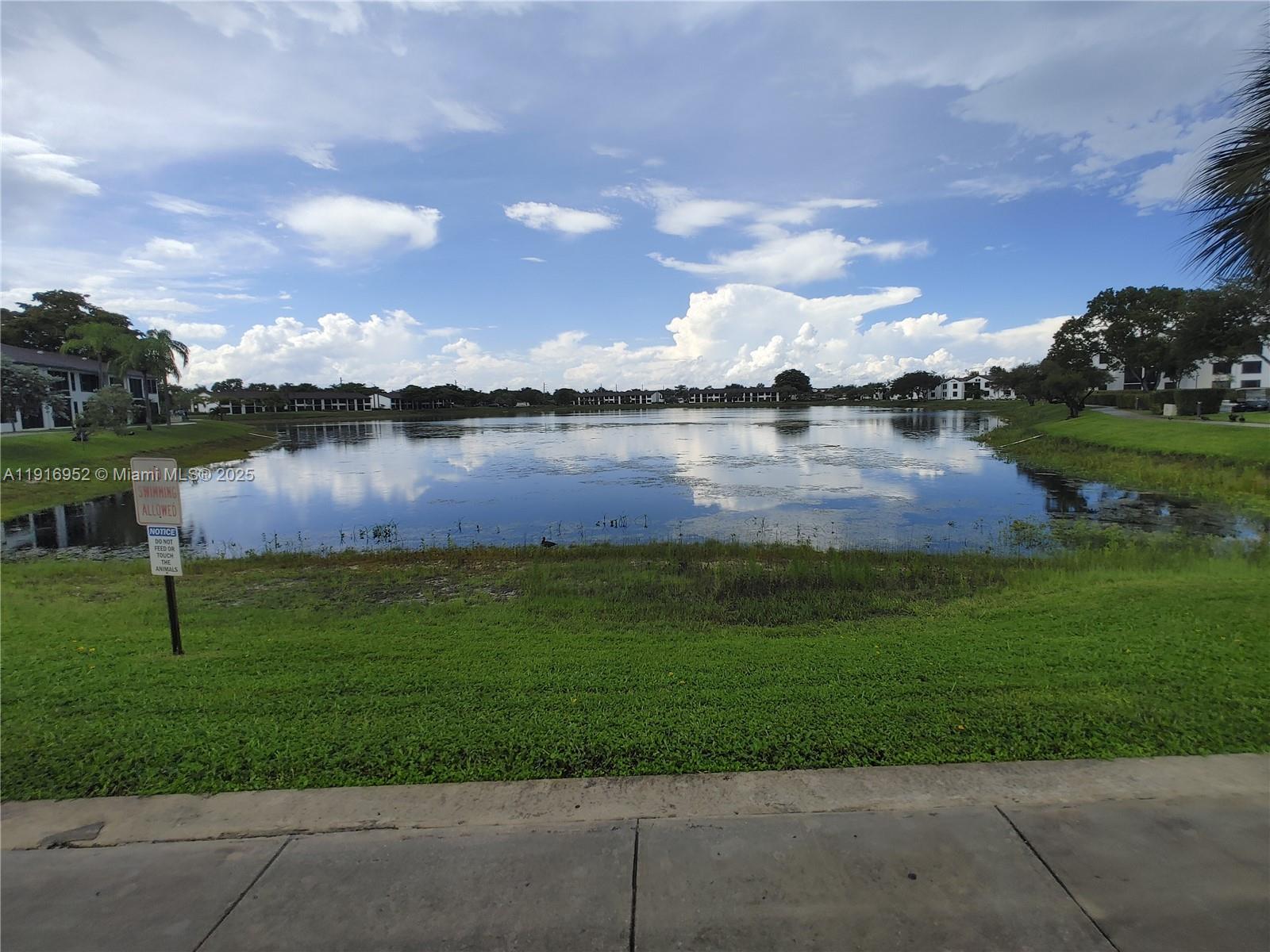 LAKE POINTE CONDOMINIUM - Residential Lease