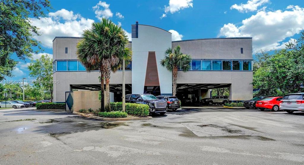 Photo of 351 SW 136th Ave #202, Davie, FL 33325 (MLS # A11964221)