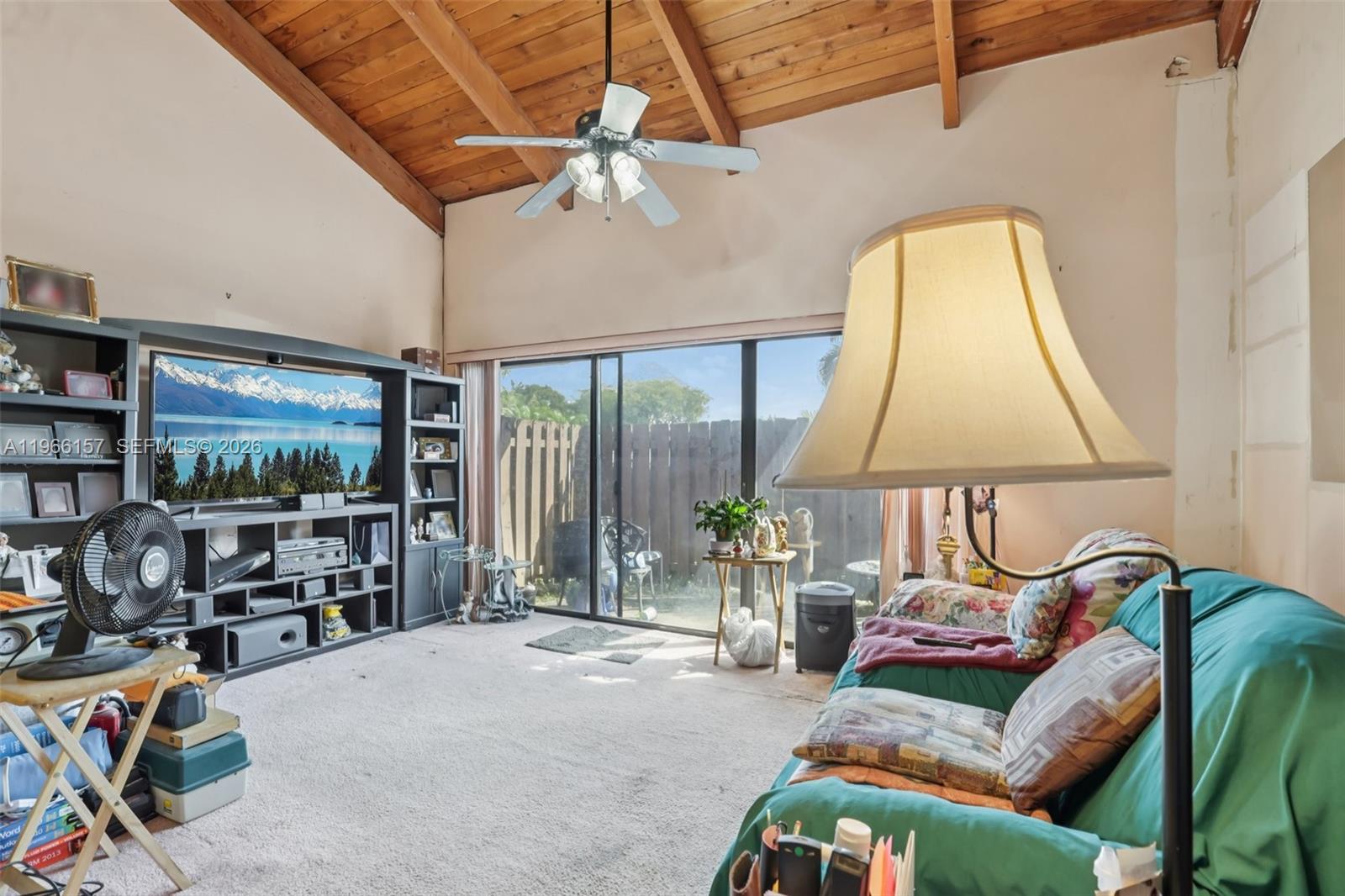 ARROWHEAD GOLF & TENNIS C - Residential