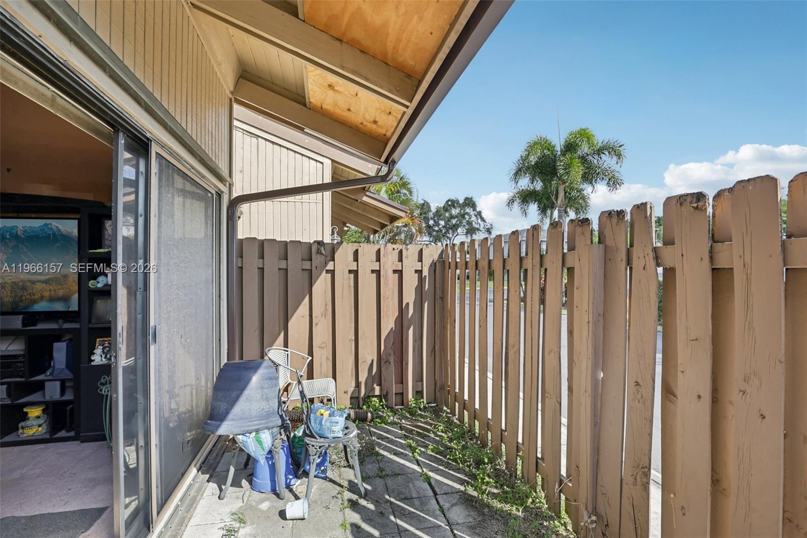 ARROWHEAD GOLF & TENNIS C - Residential