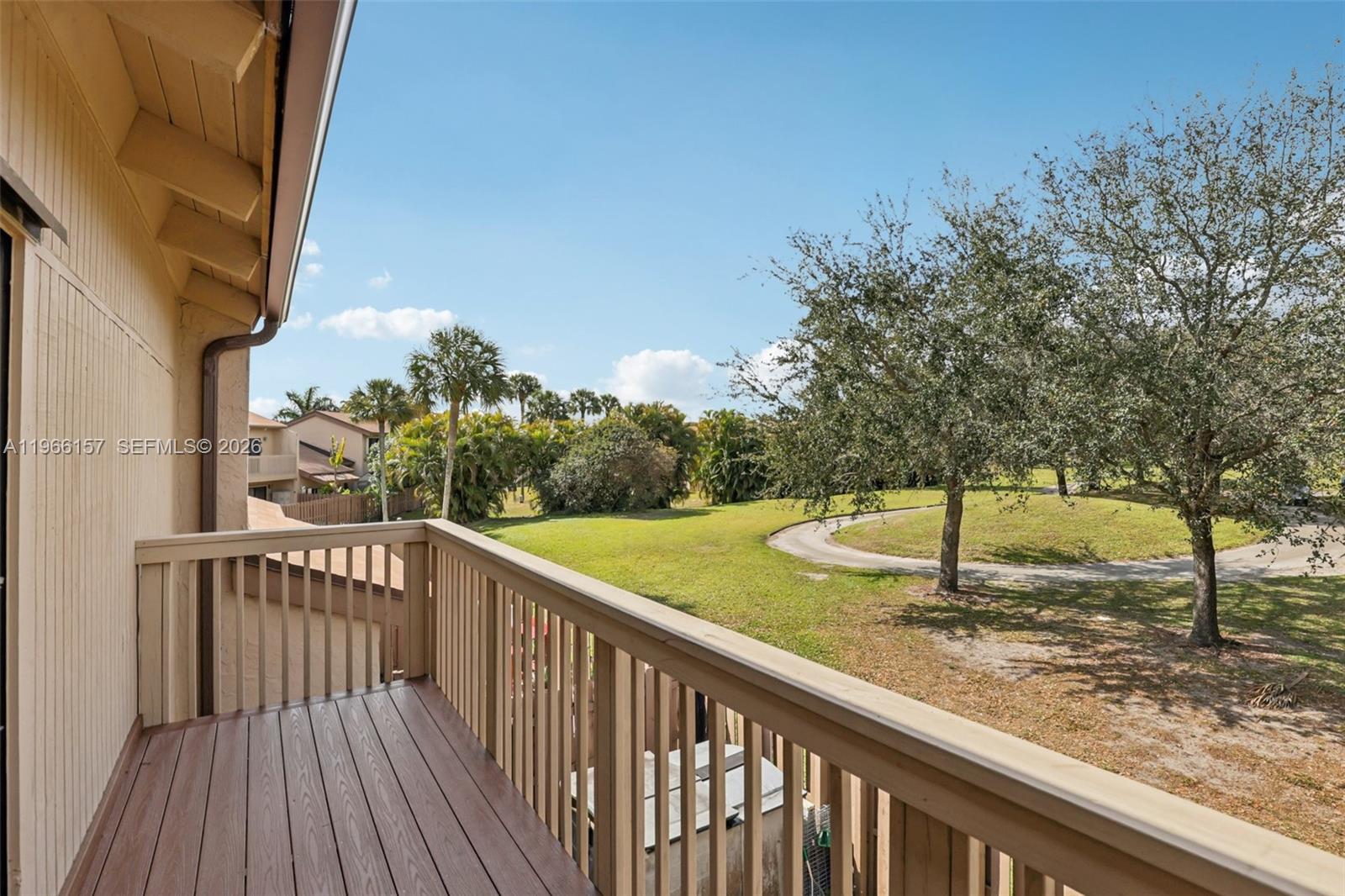 ARROWHEAD GOLF & TENNIS C - Residential