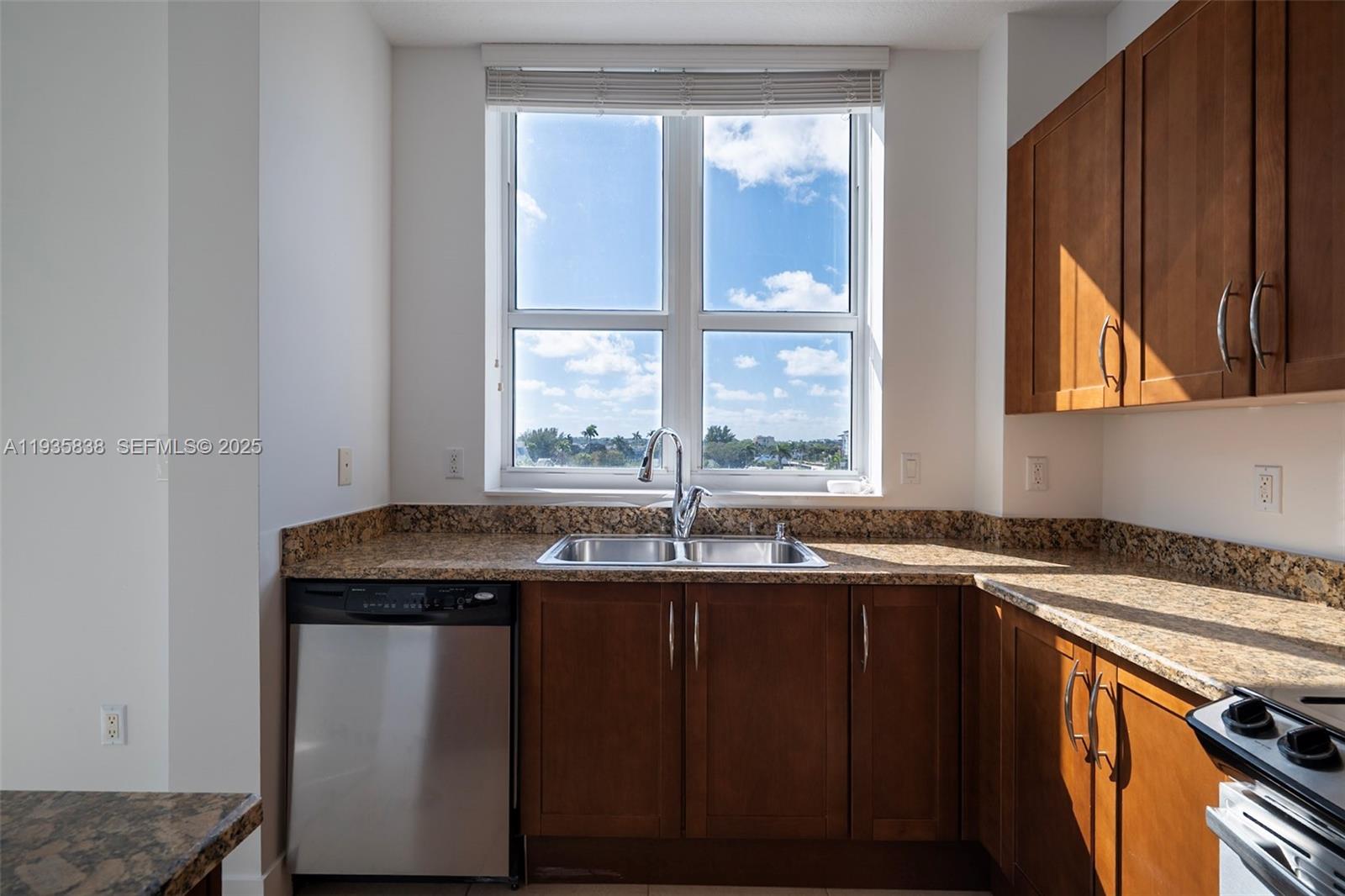 CASA COSTA CONDO - Residential