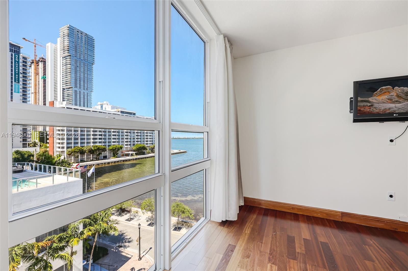 CITE CONDO - Residential