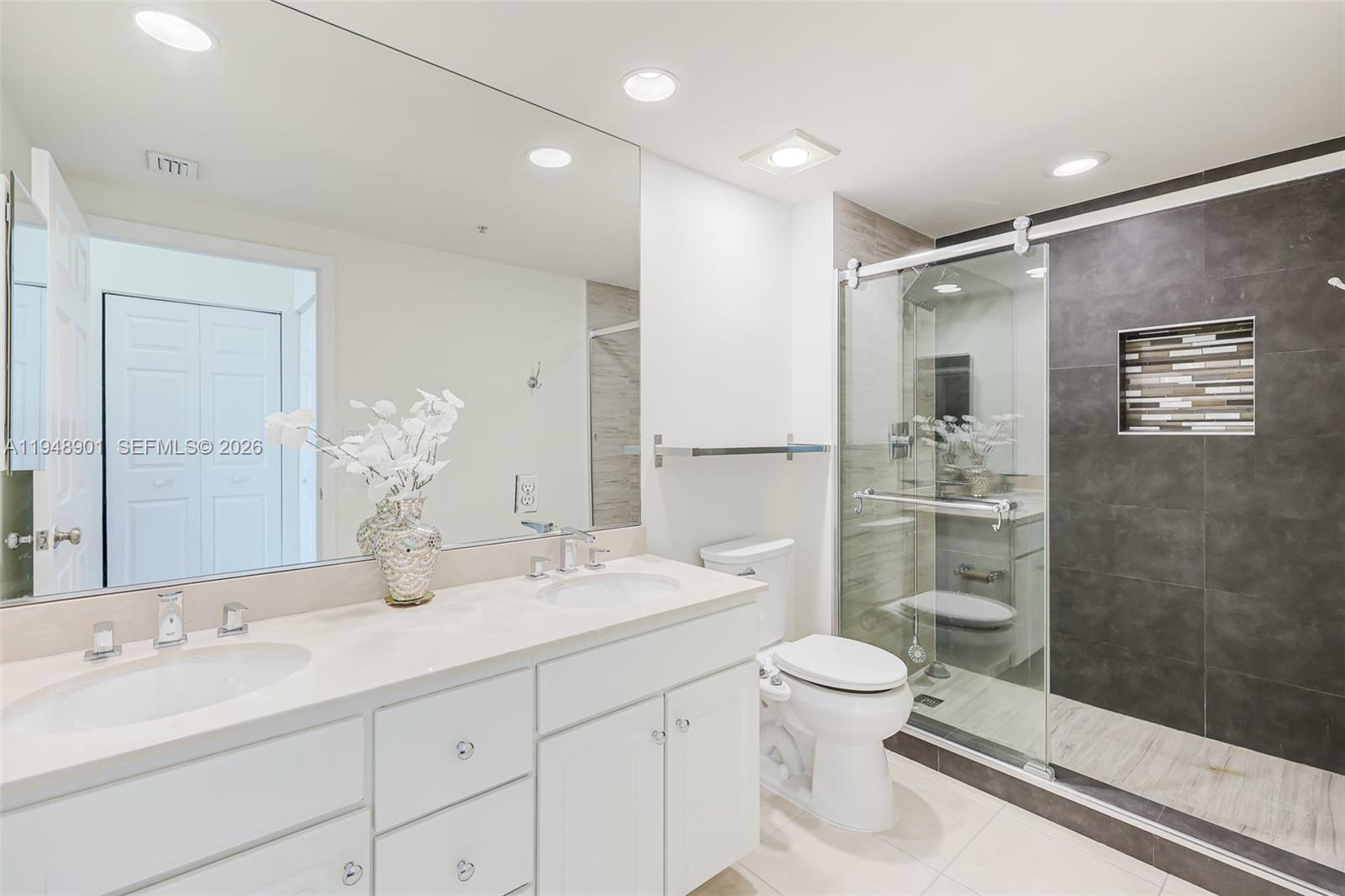 CITE CONDO - Residential