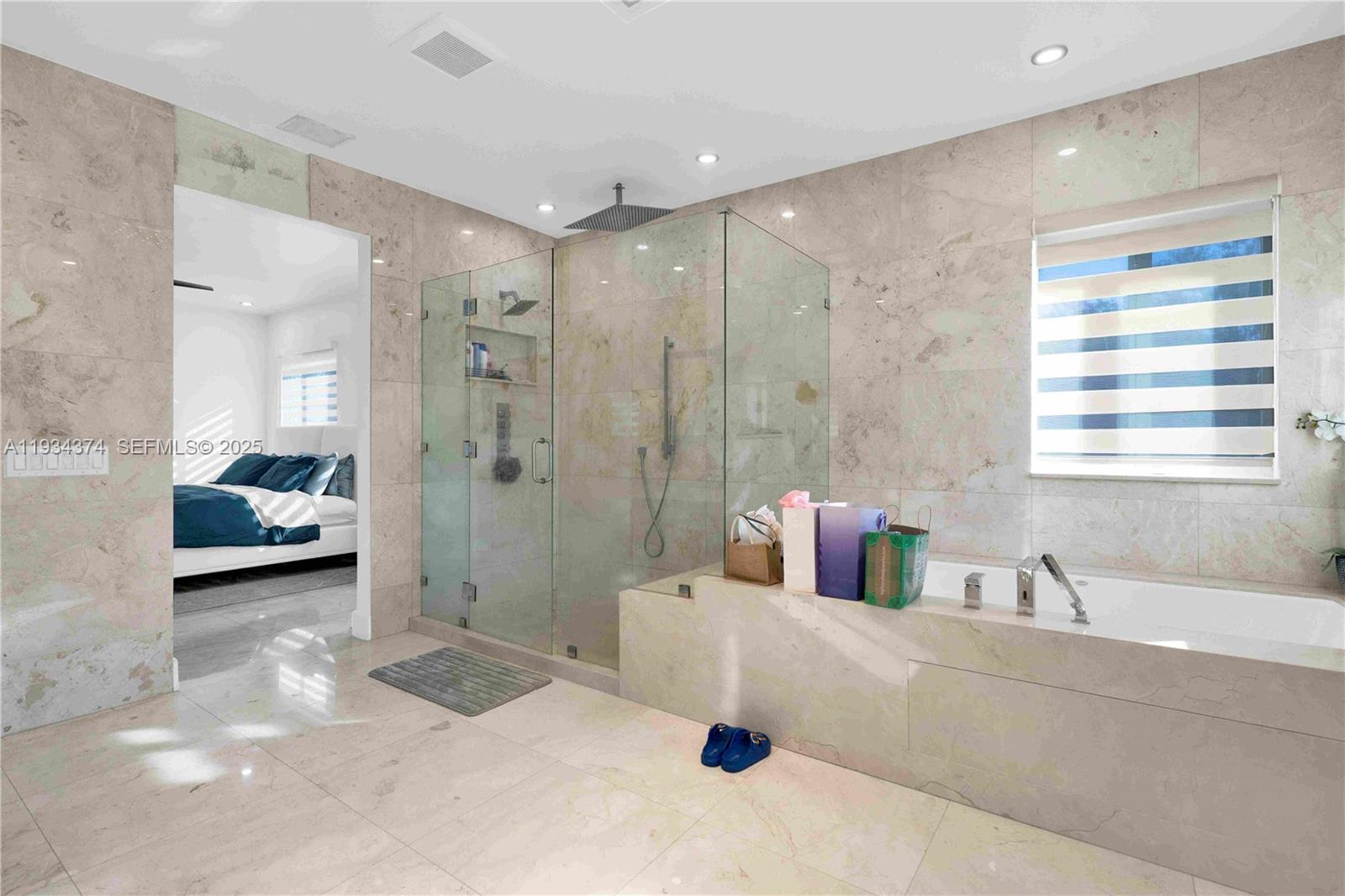 SILVERCEST LAKE ESTATES 1 - Residential