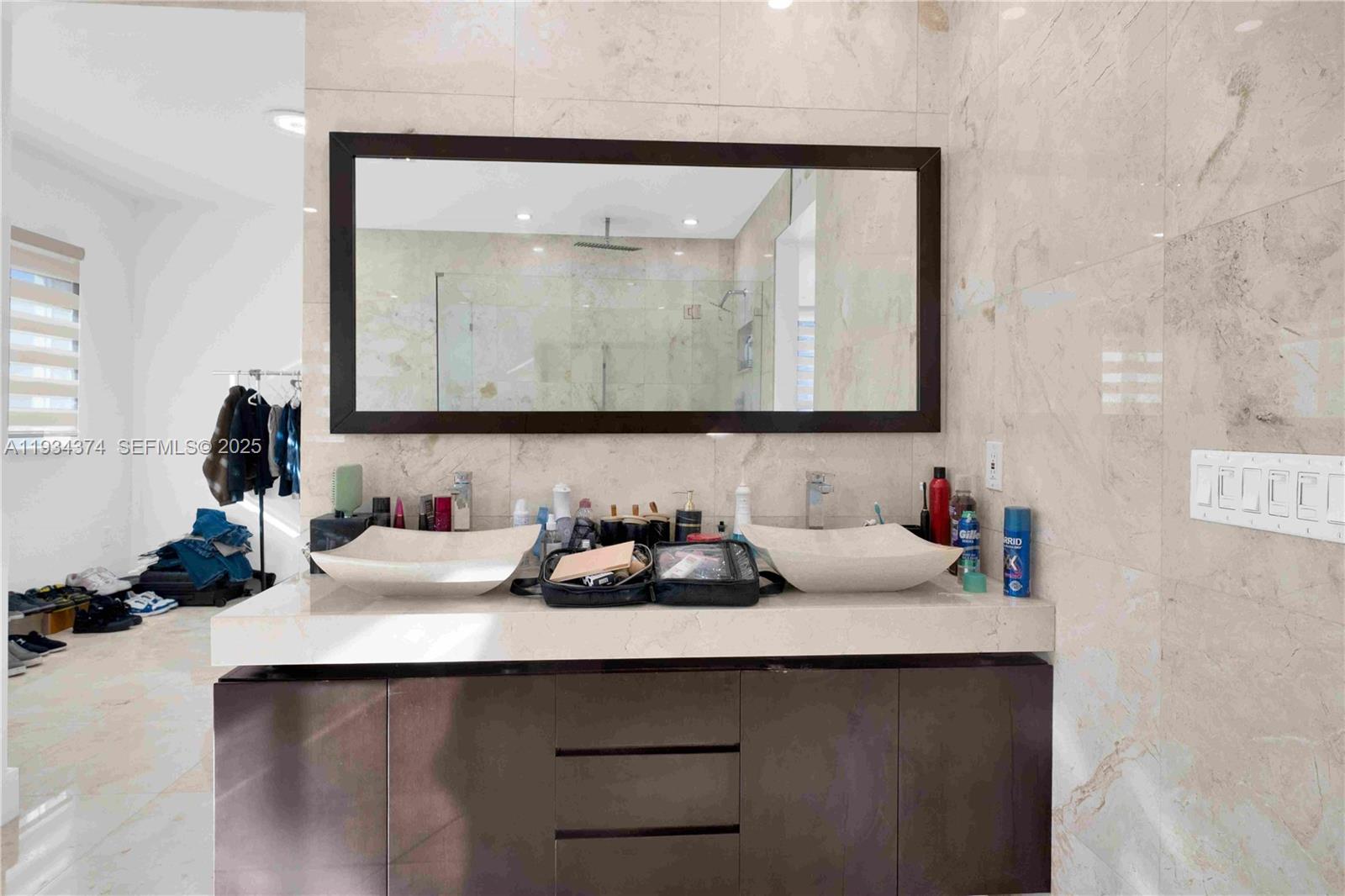 SILVERCEST LAKE ESTATES 1 - Residential