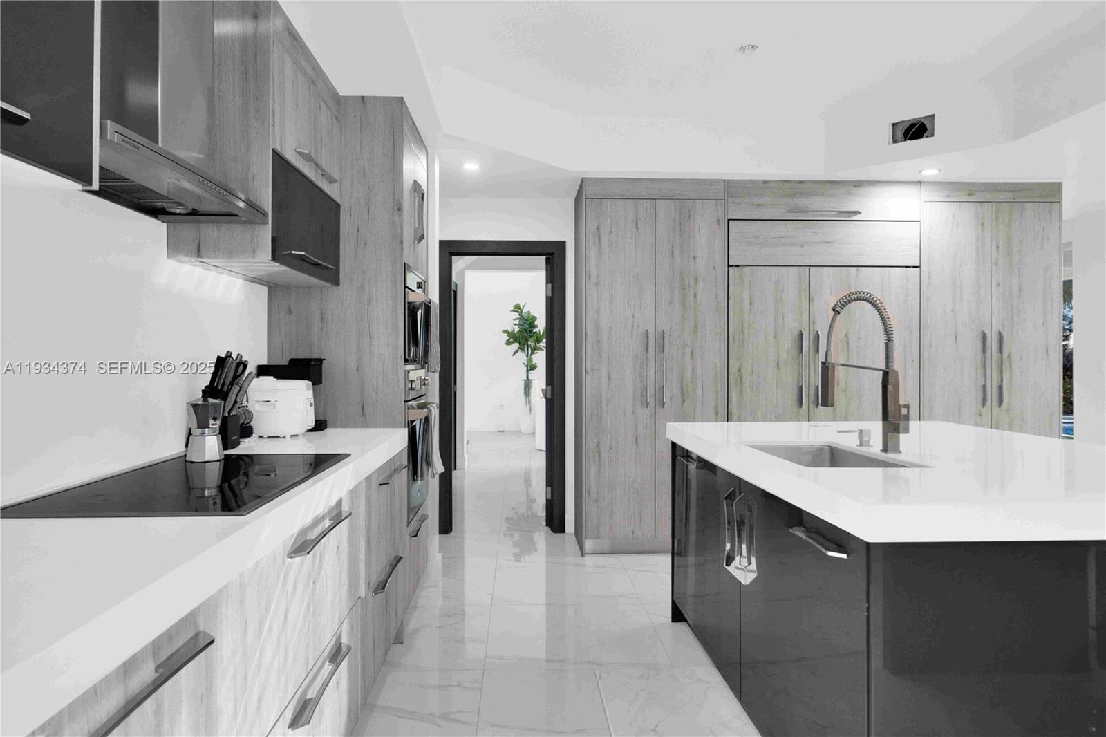 SILVERCEST LAKE ESTATES 1 - Residential