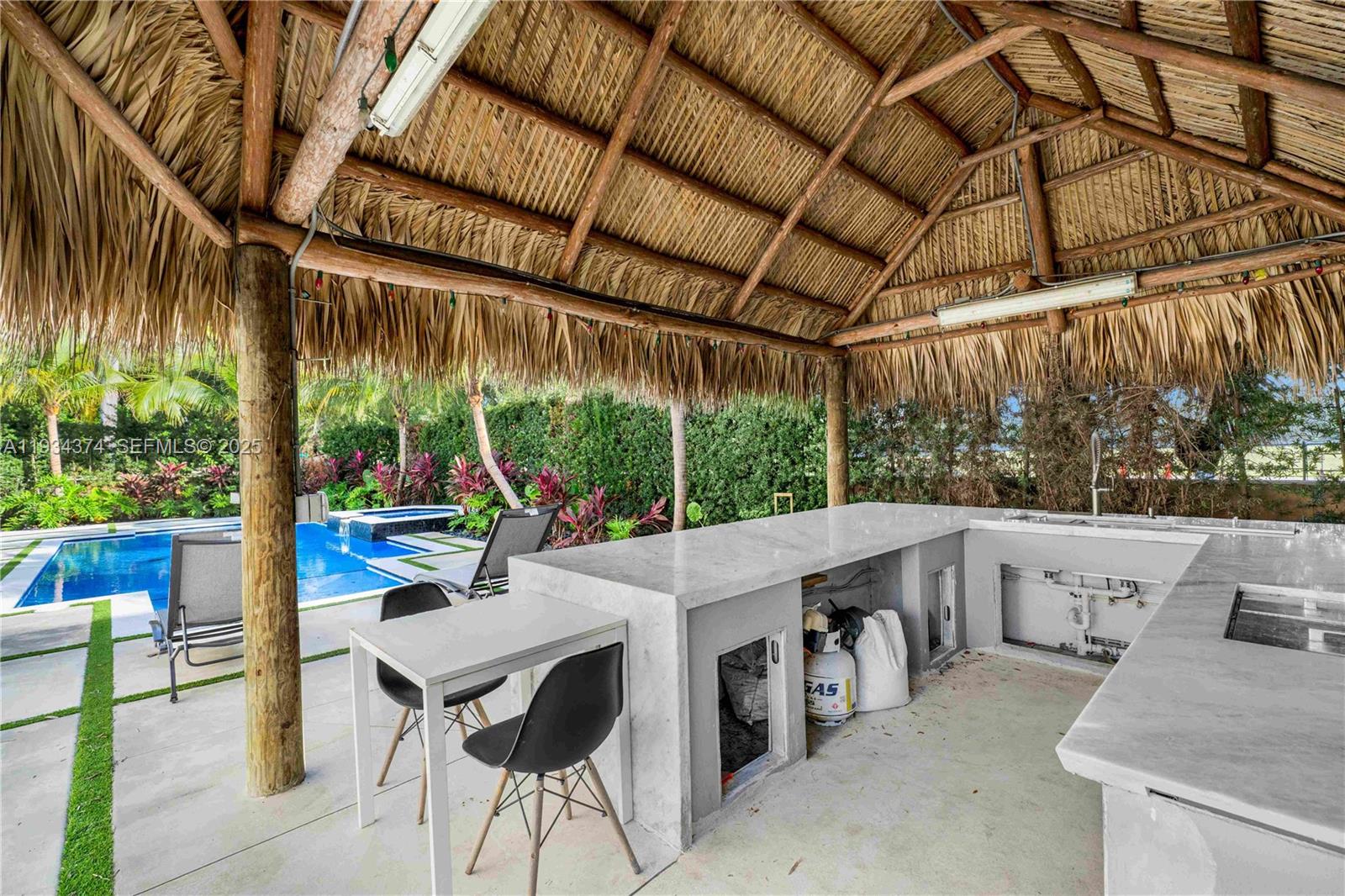 SILVERCEST LAKE ESTATES 1 - Residential