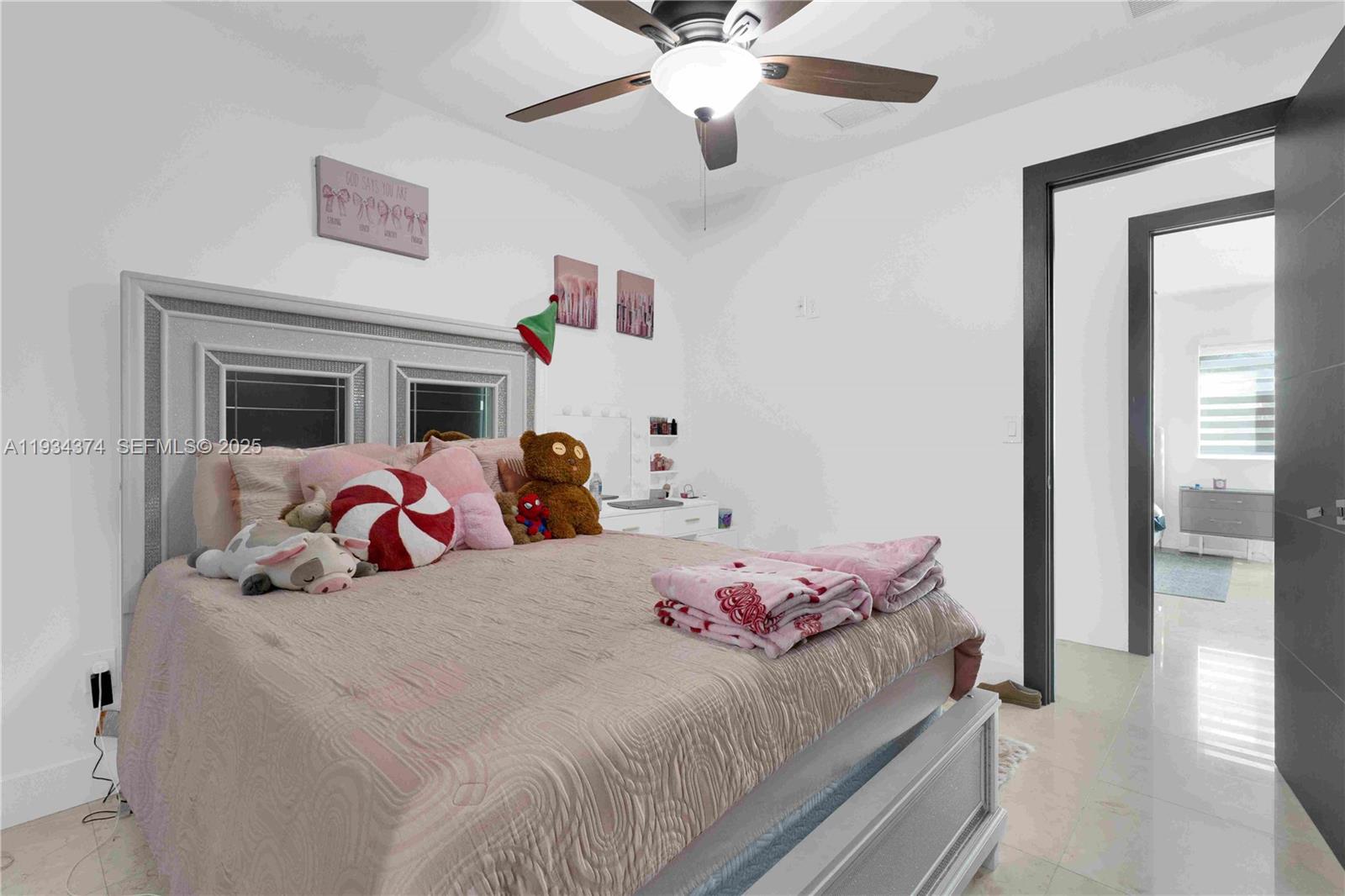 SILVERCEST LAKE ESTATES 1 - Residential