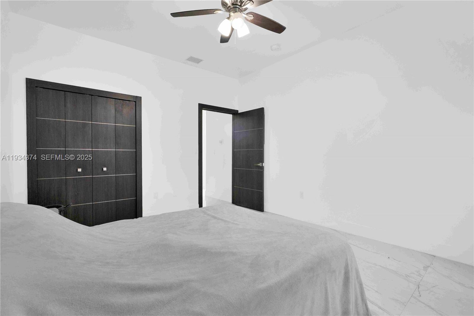 SILVERCEST LAKE ESTATES 1 - Residential