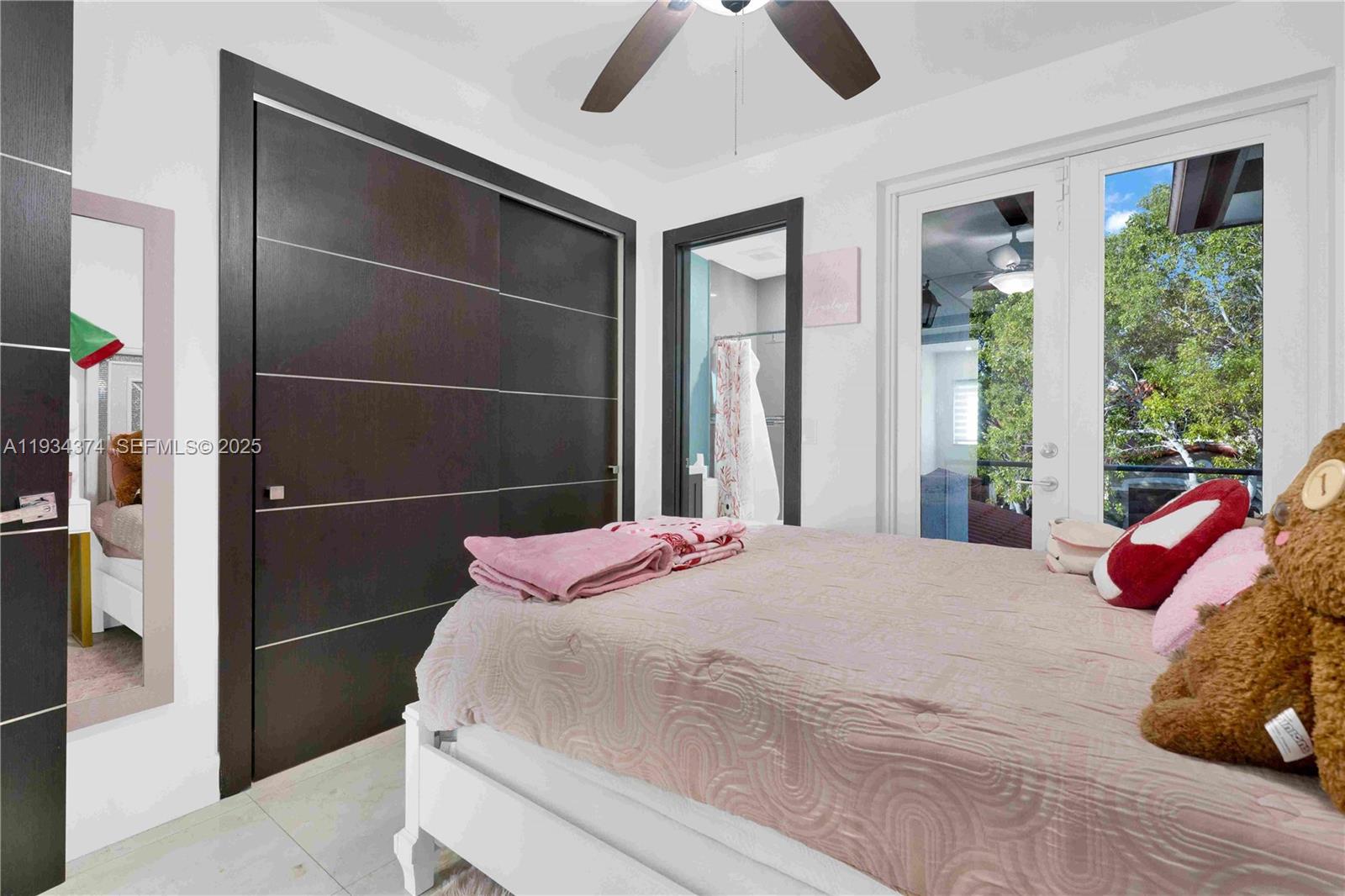 SILVERCEST LAKE ESTATES 1 - Residential