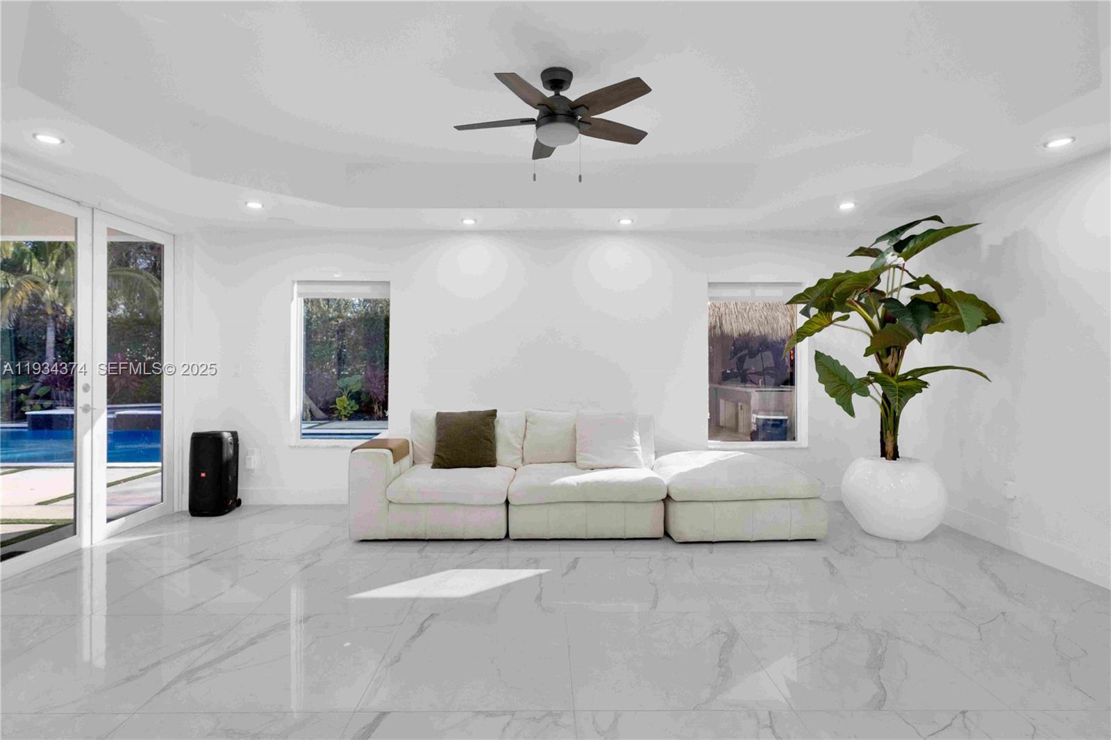 SILVERCEST LAKE ESTATES 1 - Residential