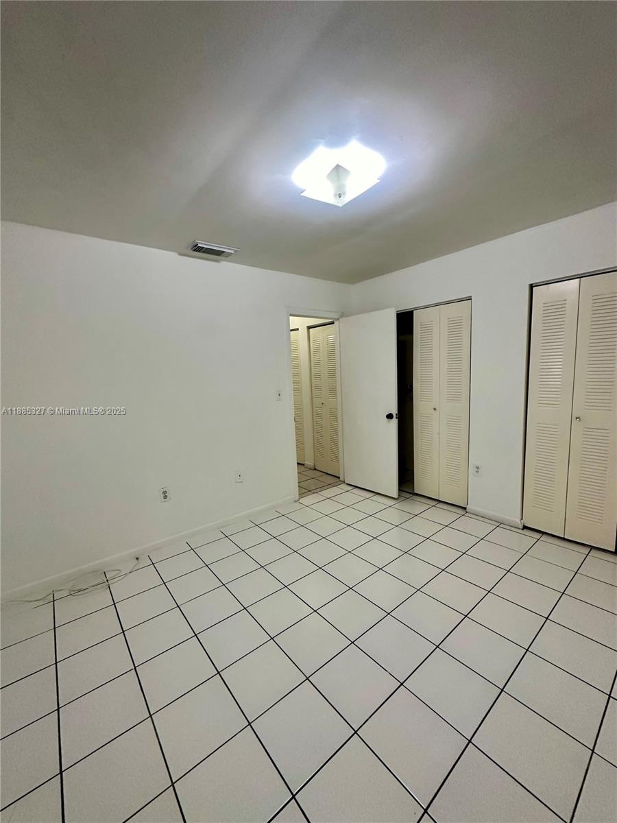 VILLA VERANDA CONDO - Residential