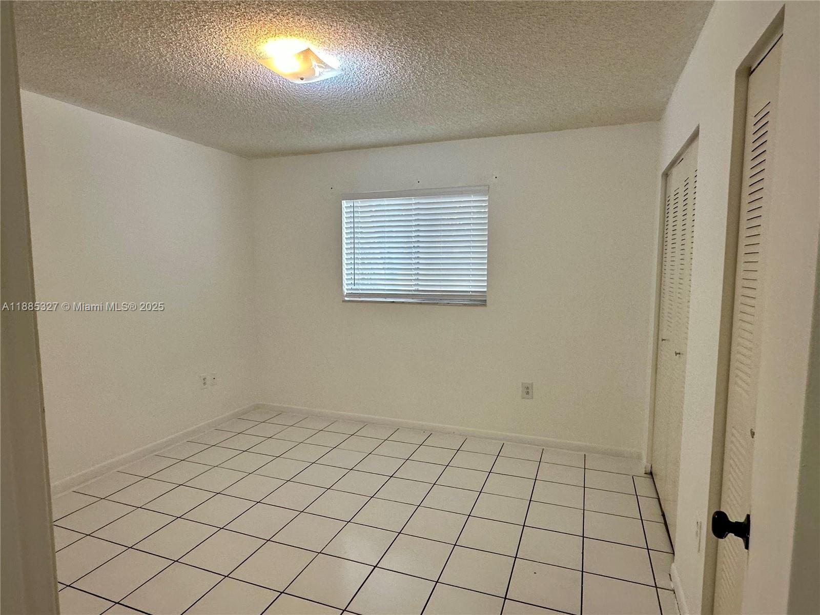 VILLA VERANDA CONDO - Residential