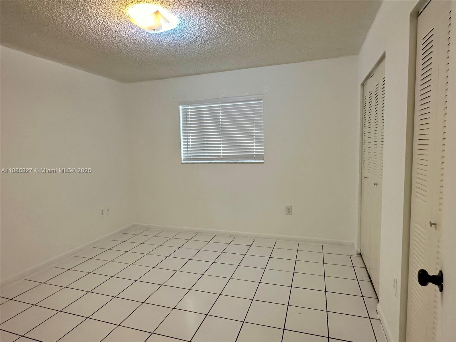 VILLA VERANDA CONDO - Residential