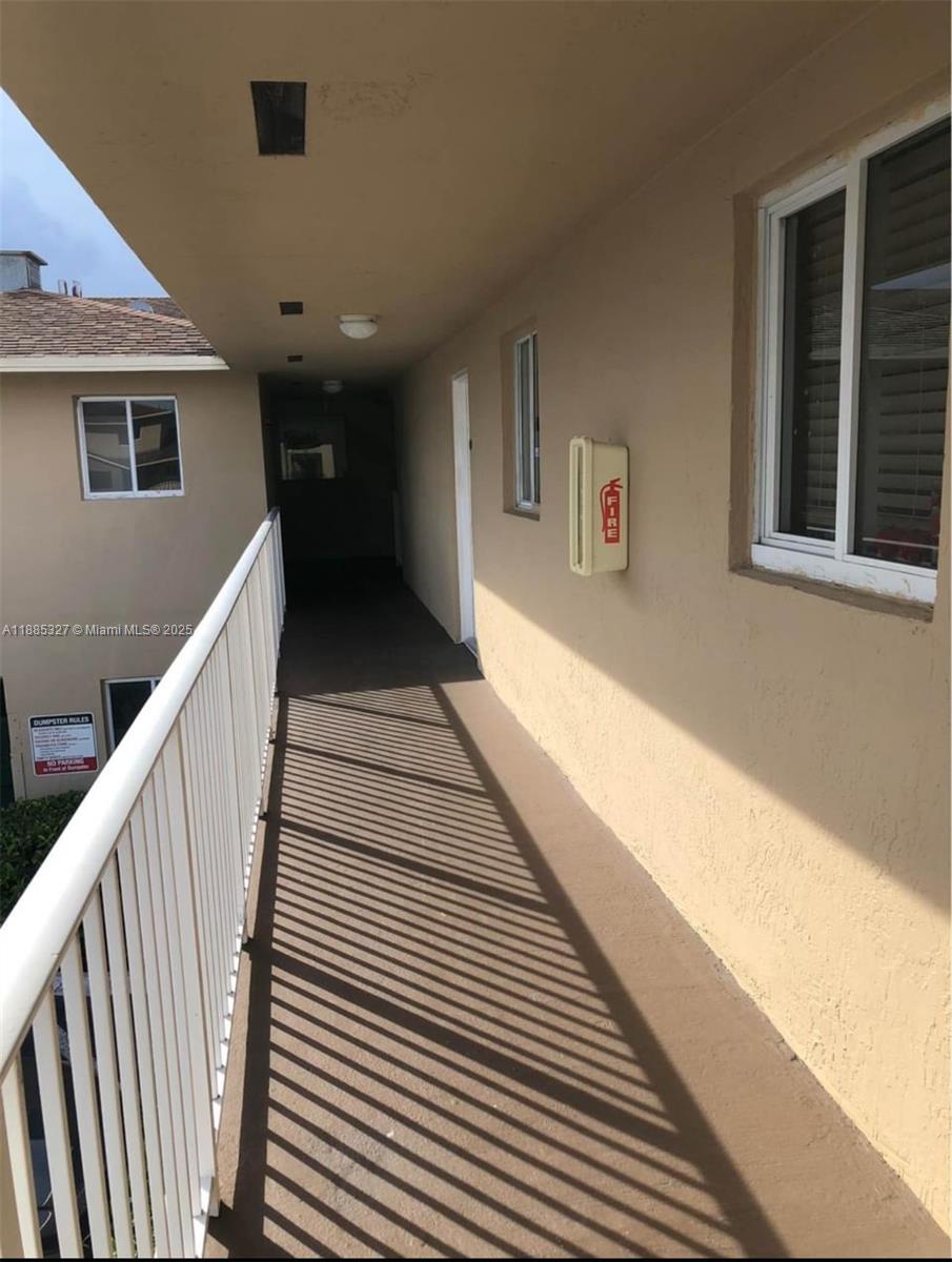 VILLA VERANDA CONDO - Residential