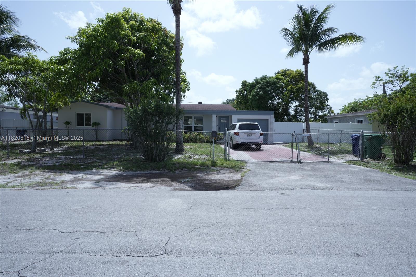 14530 Nw 11th Ct 1, Miami, Broward County, Florida - 1 Bedrooms  
1 Bathrooms - 
